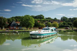 Waterways Prints: Canal de Bourgogne, Burgundy, France