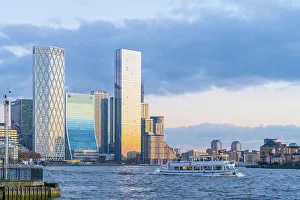 Canary Wharf Prints: Canary Wharf and River Thames, London, England, UK