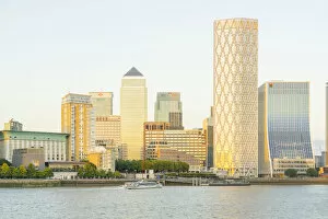 Images Dated 15th September 2020: Canary Wharf and the River Thames at sunset, , London, England, UK