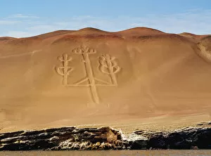 Peru Gallery: Candelabro de Paracas Geoglyph, Paracas National Reserve, Ica Region, Peru