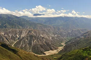 Images Dated 2nd July 2012: Canon del Chicamocha, Bucaramango, Colombia, South America