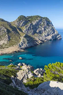 Images Dated 6th October 2017: Cap Formentor, Serra de Tramuntana, Mallorca (Majorca), Balearic Islands, Spain