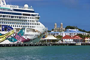 Images Dated 30th April 2008: Caribbean, Antigua, Cruise Ship docked in St. Johns Town
