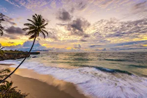 Images Dated 16th August 2013: Caribbean, Barbados, Bottom Bay, Bottom Bay Beach