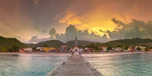 Images Dated 16th August 2013: Caribbean, Martinique, Les Anse d Arlet Village
