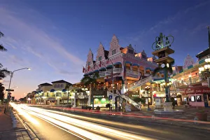 Caribbean, Netherland Antilles, Aruba, Oranjestad Main street
