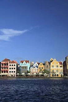 Images Dated 18th June 2010: Caribbean, Netherland Antilles, Curacao, Willemstad (UNESCO World Heritage site), Punda
