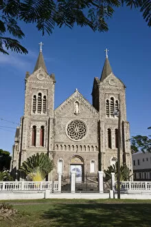 Images Dated 30th April 2008: Caribbean, St Kitts and Nevis, St Kitts, Basseterre, Immaculate Conception Cathedral