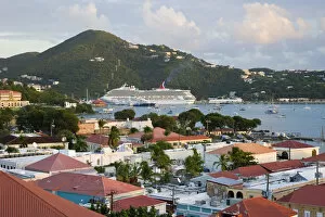 Images Dated 30th April 2008: Caribbean, US Virgin Islands, St. Thomas, Charlotte Amalie & Havensight cruise ship dock