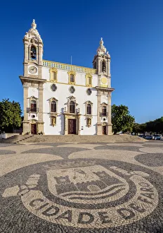 Images Dated 7th March 2019: Carmo Church, Largo do Carmo, Faro, Algarve, Portugal