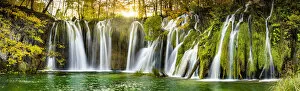 Images Dated 21st October 2015: Cascading Waterfall, Plitvice National Park, Croatia