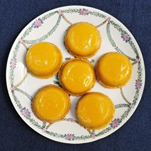 Images Dated 13th October 2011: Cascais sweet eggs. Portugal
