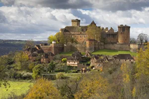 Castelnau-Bretenoux in the autumn, Lot, Midi-Pyrenees, France