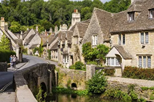Castle Coombe, Cotswolds, Gloucestershire, England, UK