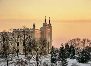 Images Dated 15th June 2021: Castle at sunset, winter, Lublin, Lublin Voivodeship, Poland
