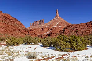 Castle Valley sandstones in winter, Castle Valley, Utah, USA
