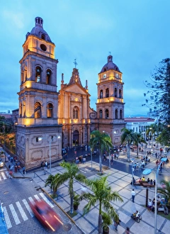 Cathedral Basilica of St. Lawrence, twilight, 24 de Septiembre Square, Santa Cruz de la Sierra