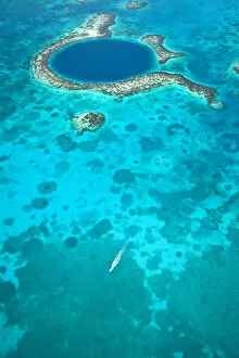 Images Dated 20th August 2013: Central America, Belize, Lighthouse atoll, the Great Blue Hole, aerial shot of a dive