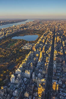 Images Dated 19th November 2015: Central Park & Upper East Side, Manhattan, New York City, New York, USA