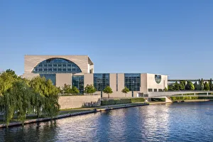 Regierungsviertel Prints: Chancellery and River Spree, Berlin, Germany