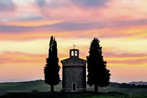 Val Dorcia Prints: The Chapel of Madonna di Vitaleta at sunset