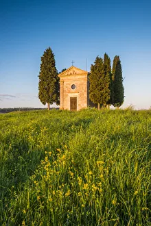 Chapel Madonna di Vitaleta, Val d Orcia, Tuscany, Italy
