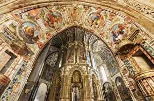Manueline Prints: The Charola, with its origin in the 12th century, was the Templar Knights oratorium