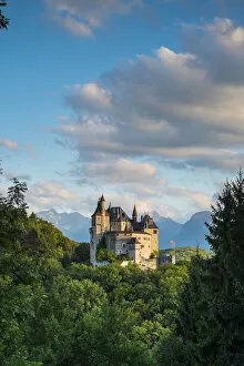 Images Dated 29th August 2014: Chateau de Menthon-Saint-Bernard, Lake Annecy, Haute-Savoie, Rhone-Alpes, France