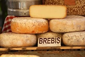 Images Dated 6th July 2014: Cheese for sale at local market, L Isle sur la Sorgue, Provence Alpes Cote d Azur