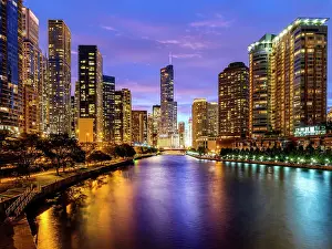 Mid West Prints: Chicago River and River walk, View to Trump Tower Chicago, Illinois, Midwest, USA