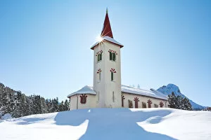 Images Dated 18th May 2021: Chiesa Bianca of Maloja in Engadin in winter, Graubunden, Switzerland