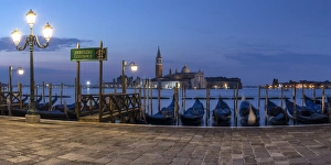 Images Dated 27th September 2016: Chiesa di San Giorgio Maggiore & St. Marks Square (Piazza San Marco) Venice, Italy