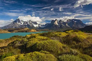 Lago Pehoe Prints: Chile, Magallanes Region, Torres del Paine National Park, Lago Pehoe, morning landscape