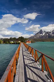 Lago Pehoe Prints: Chile, Magallanes Region, Torres del Paine National Park, Lago Pehoe, footbridge