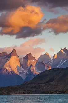 Patagonia Prints: Chile, Magallanes Region, Torres del Paine National Park, Lago Pehoe, dawn landscape