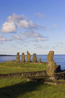 Chile, Rapa Nui, Easter Island, moai stone statues at Ahu Vai Uri