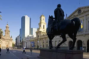 Images Dated 30th June 2008: Chile, Santiago, Cathedral Metropolitana & Museum Historico Nacional & statue of Pedro