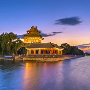Images Dated 19th October 2013: China, Beijing, Forbidden City, Palace Moat