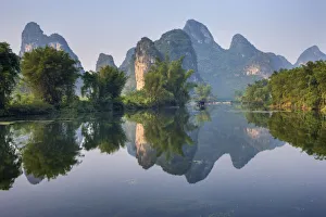 Images Dated 6th September 2021: China, Guangxi Province, Guilin, Li River