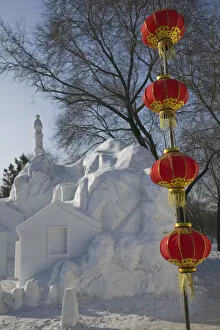 Images Dated 4th August 2008: China, Heilongjiang, Harbin, Ice and Snow Festival, Lanterns by Festival Coffee House