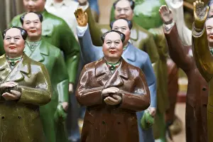 China, Hong Kong, Central, Hollywood Road Antiques Market, Chairman Mao Communist