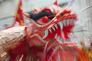 Images Dated 14th April 2011: China, Hong Kong, Tai Kok Tsui Temple Fair, Dragon Dance