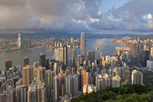 Images Dated 6th November 2009: China, Hong Kong, view from Victoria Peak