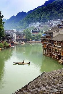 Images Dated 9th March 2017: China, Hunan province, Fenghuang, riverside houses