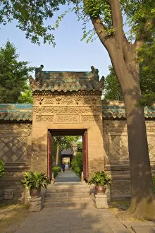 Images Dated 19th August 2011: China, Shaanxi, Xi an, Great Mosque, Gateway between courtyards