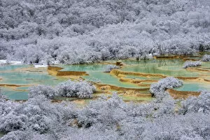 Images Dated 6th September 2021: China, Sichuan Province, UNESCO World Heritage Site, Huanglong National park