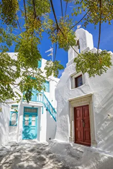 Images Dated 10th October 2018: Chora (Mykonos Town), Mykonos, Cyclades Islands, Greece