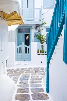 Images Dated 10th October 2018: Chora (Mykonos Town), Mykonos, Cyclades Islands, Greece