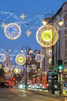 Images Dated 5th January 2023: Christmas lights, Strand, London, England, UK