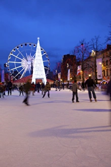 Background People Prints: Christmas Market, Brussels, Belgium